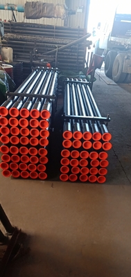 Schmieden von schwarzem S135-Bohrgestänge, Länge 4,5 m, Außendurchmesser 3,5 Zoll